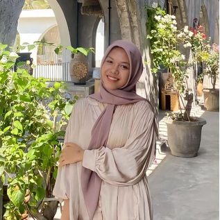 Photo of Miss Titin
